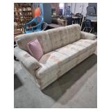 Berne Furniture, Berne Indiana Couch Floral (91