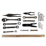 Ratcheting Wrenches, Pliers, Hex Keys, Durabuilt W