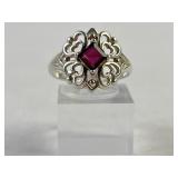 Sterling & amethyst ring size 8. Total weight 3