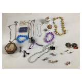 Jewelry With Earrings, Necklaces, Brooches