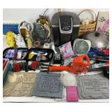 Keurig Coffee Maker, Candles, Wahl Razor, Angel De