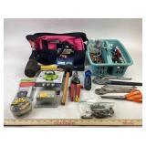 Womenï¿½s Toolbag, Lincoln LED Lamp, Milwaukee Snips