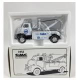 1952 GMC Heavy Duty Wrecker Die-cast Metal