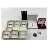 Costume Jewelry: Silver Plate Granddaughter heart