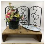 Metal Plant Holder, Melamine Tray, Floral Arrangem
