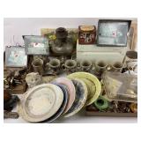 Flood lights, dinosaur lamp, General Electric food