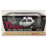 GreenLight Drive 2001 Ford Crown Victoria 1:24