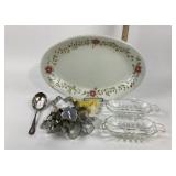 Tabletops Gallery Serving Platter, Glass Dishes, C