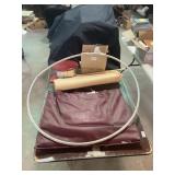 Art Supplies, Yoga Mat, Hula Hoop, zLa a Rocks