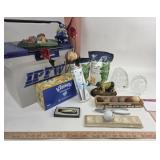 Smith and Wesson Scrimshaw golfer pocket knife,