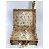 Ginny Doll Storage Case with Interior Pattern