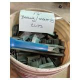 5 Gallon Buck Full 1 1/4' Banding Strapping Clips