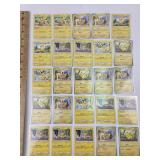 25 Pokï¿½mon Pikachu trading cards