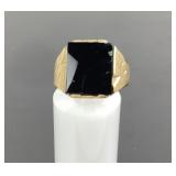 10k Black stone Mens ring 5.00g TW, size 7.5 with
