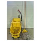 Rubbermaid Wringer Mop Bucket With Mop
