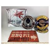 Metal signs: Harley Davidson,  sociny BBQ pit and