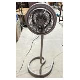 Holmes floor fan - works