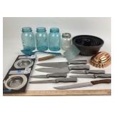Blue Ball Glass Jars, Nordic Ware Bundt Pan, Farbe