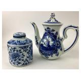Delfts Blue Holland Vintage Hand-Painted Teapot &