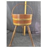 Wooden Barrel Style Sewing Basket with Red Liner O