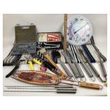 Analog Weather Thermometer, Rug, Ratchet Set & Gri