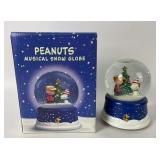 Peanuts Musical Snow Globe With Box