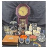 Quartz Regulator Wall Clock, Glass Vases, Decorati