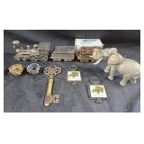 New Orleans Key Thermometer, Train Banks, Elephant