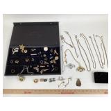 Costume Jewelry: 18k HGE mens ring s9, Adele