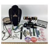 Costume Jewelry: Shell necklace, wooden necklace