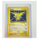Pokï¿½mon vintage holographic Zapdos card