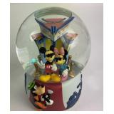 Disney Mickey, Minnie, Musical Snow Globe
