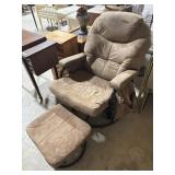 Swivel rocker, foot rest
