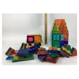 Magnetic Building Tiles With Vehicle