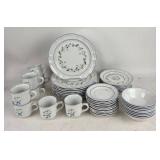 Floral Expressions Dinnerware Set