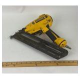 DeWalt D51275 Clipped Head Framing Nailer