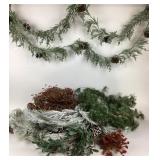 Holiday Garland With Pinecones, Berries, Foliage