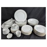Crown Ming Fine China White With Gold Trim