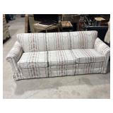 3 seat sofa / couch Broyhill Furniture