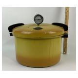 Presto Pressure Cooker With Gauge