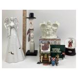 Dickensï¿½ Christmas Village, Santa Snow Globe, Cera