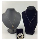 Costume Jewelry: Lia Sophia Gold tone cross