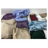 Table Cloths, Bedsheets, Fabric Pieces in Colors a