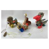 Fisher-Price Pull Toys Queen Buzzy Bee +