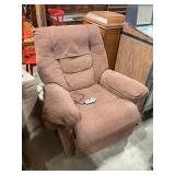 Lane massage, heated recliner