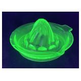 Green Uranium Depression Glass Juicer; ï¿½Round ï¿½Dep