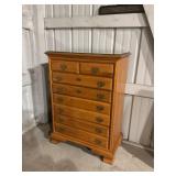 Wood chest of drawers