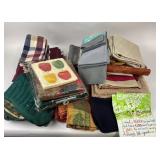 Kitchen Linens, Tablecloths, Napkins, Oven Mitts