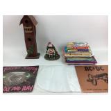 Twisted Sister, AC/DC Vinyl Records, Books, Decora