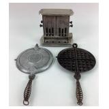 Manning- Bowman Toaster With Wear-Ever Aluminum Wa